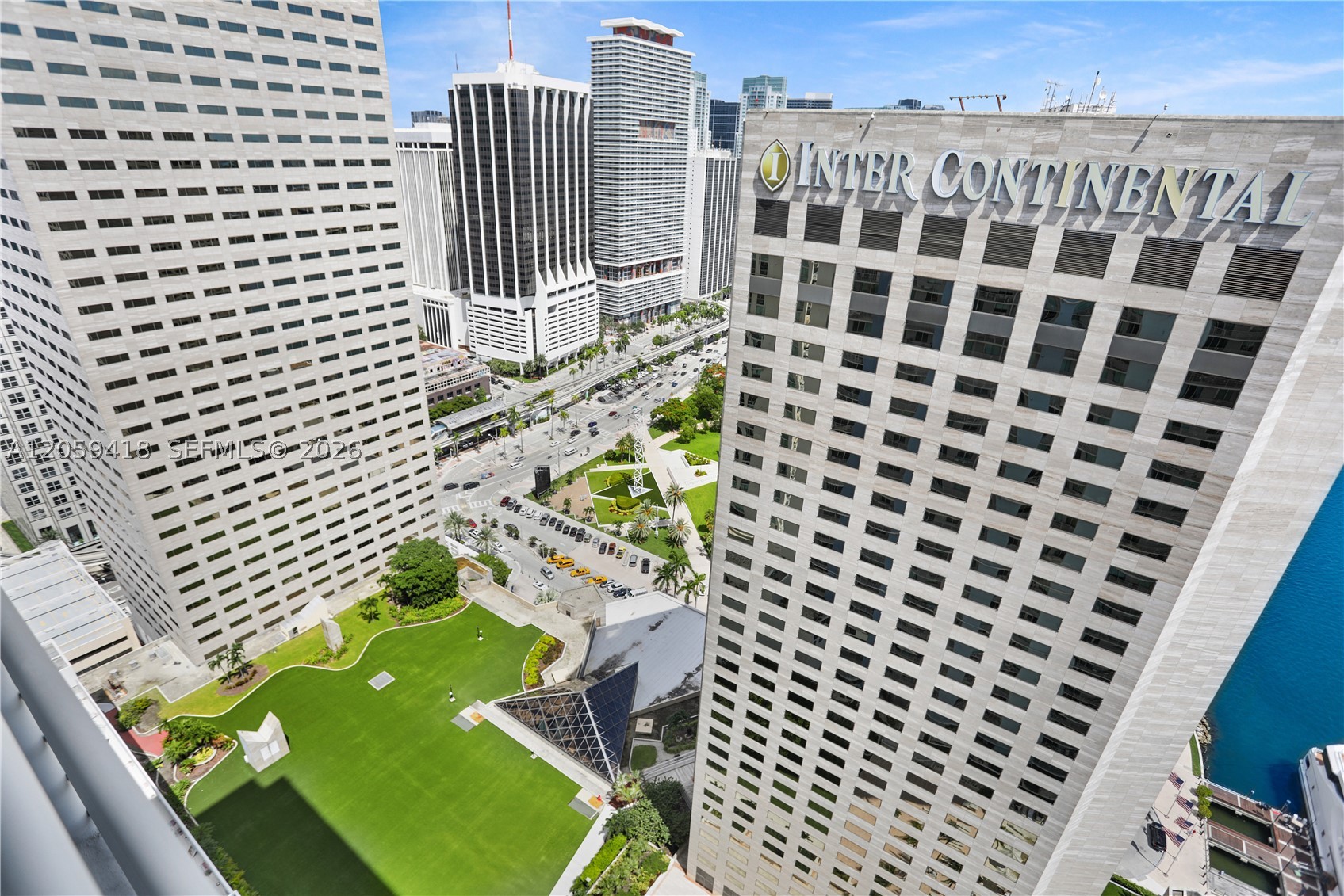 335 S Biscayne Blvd #3808, Miami FL 33131