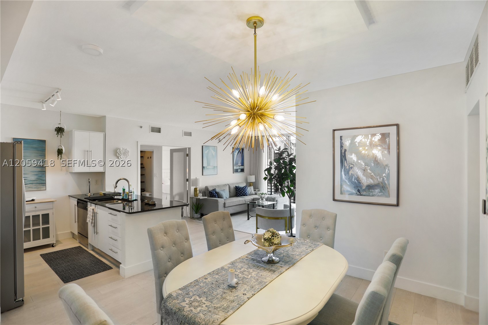 335 S Biscayne Blvd #3808, Miami FL 33131