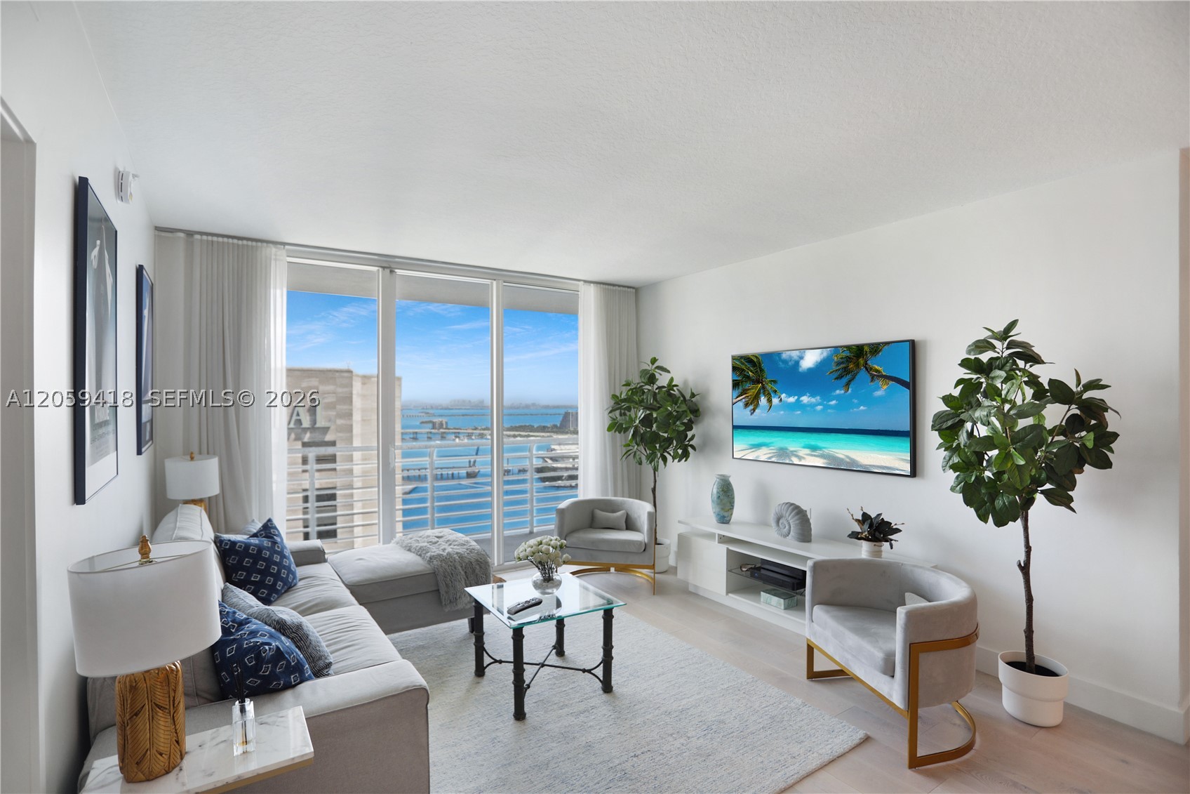 335 S Biscayne Blvd #3808, Miami FL 33131