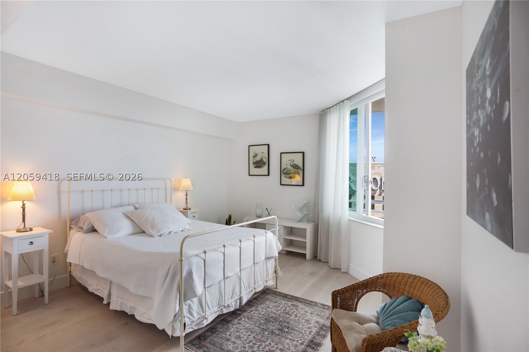 335 S Biscayne Blvd #3808, Miami FL 33131