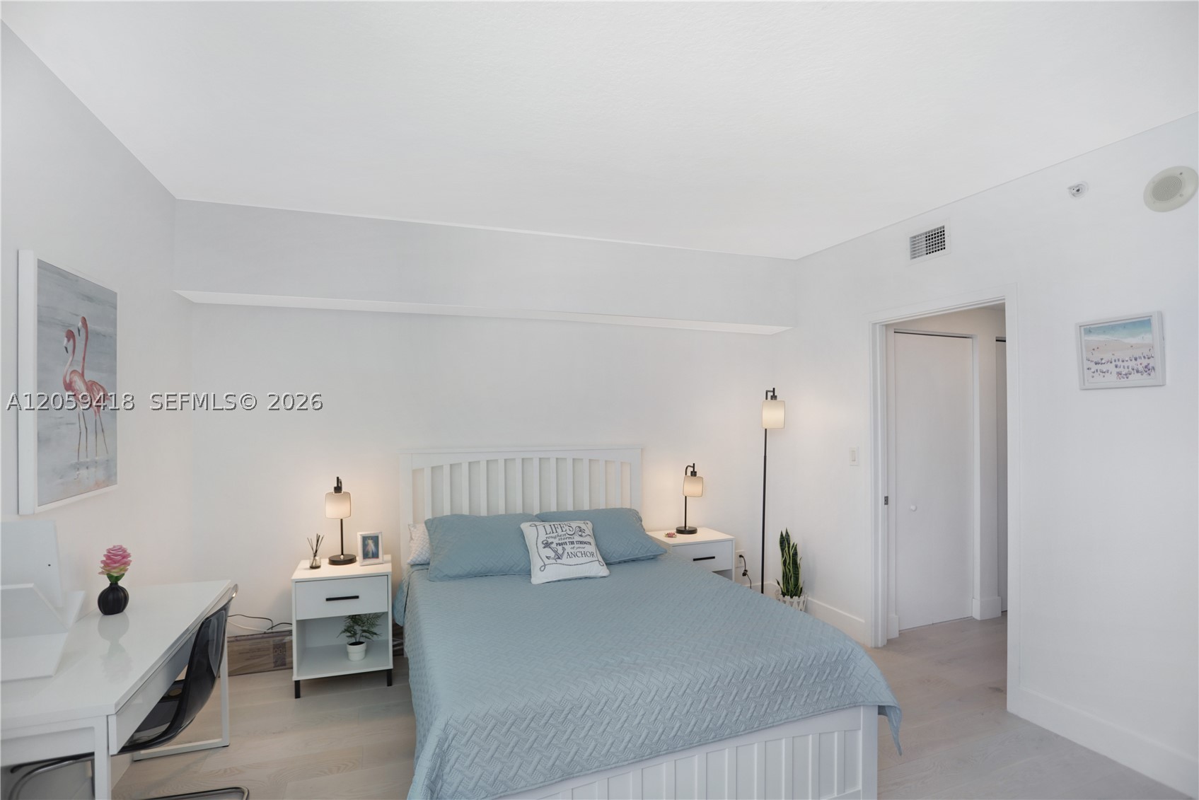 335 S Biscayne Blvd #3808, Miami FL 33131