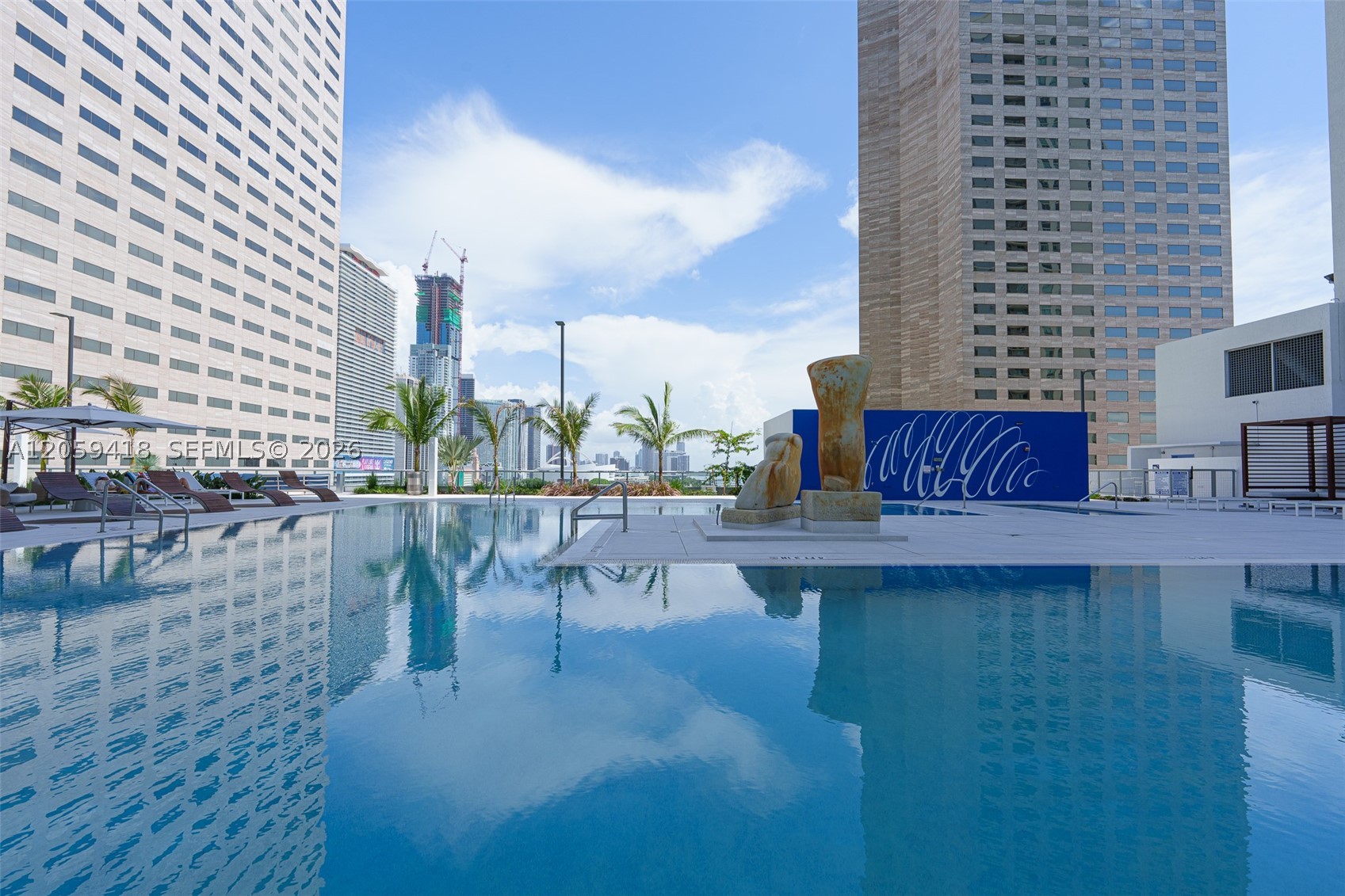 335 S Biscayne Blvd #3808, Miami FL 33131