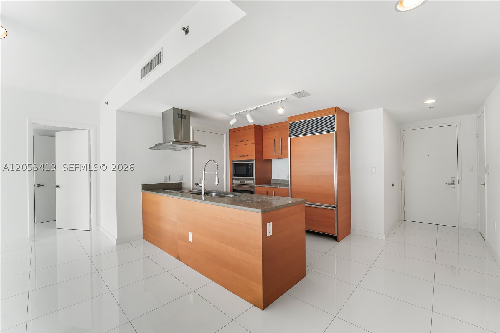 495 Brickell Ave #3311, Miami FL 33131