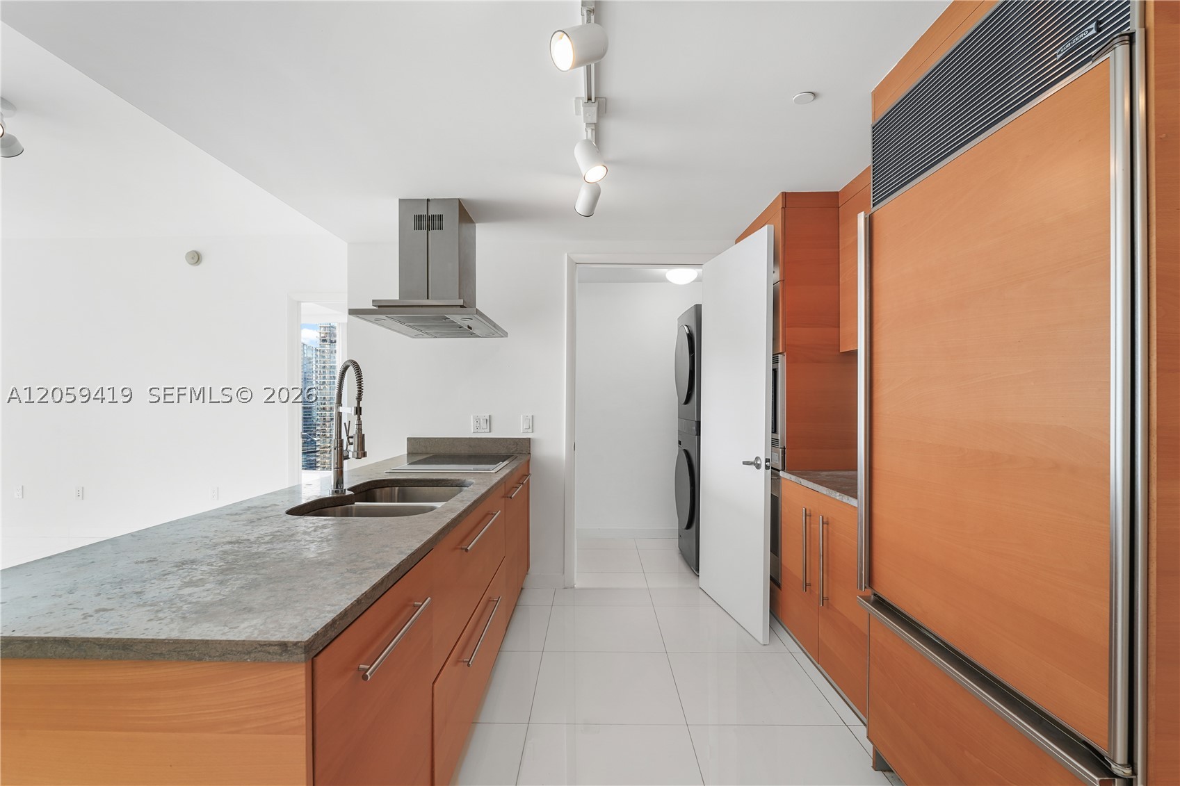 495 Brickell Ave #3311, Miami FL 33131