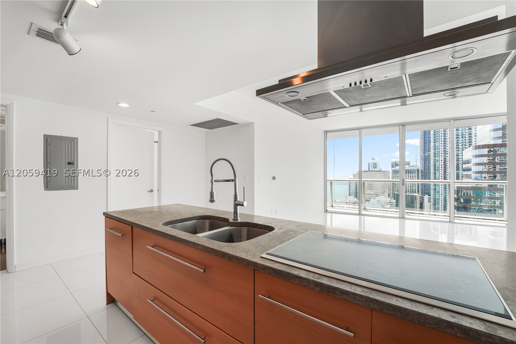 495 Brickell Ave #3311, Miami FL 33131