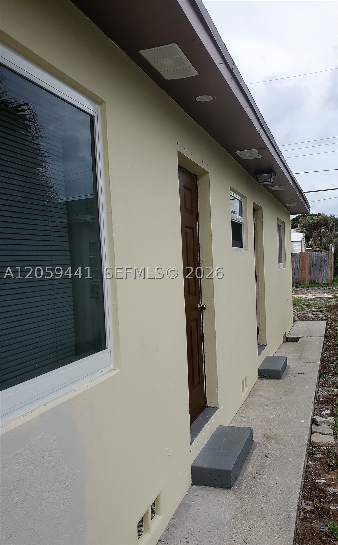 619 N D St, Lake Worth FL 33460