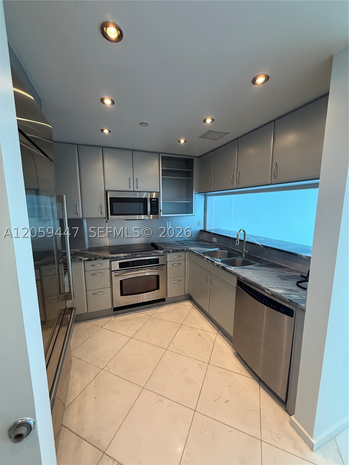 540 West Ave #1013, Miami Beach FL 33139