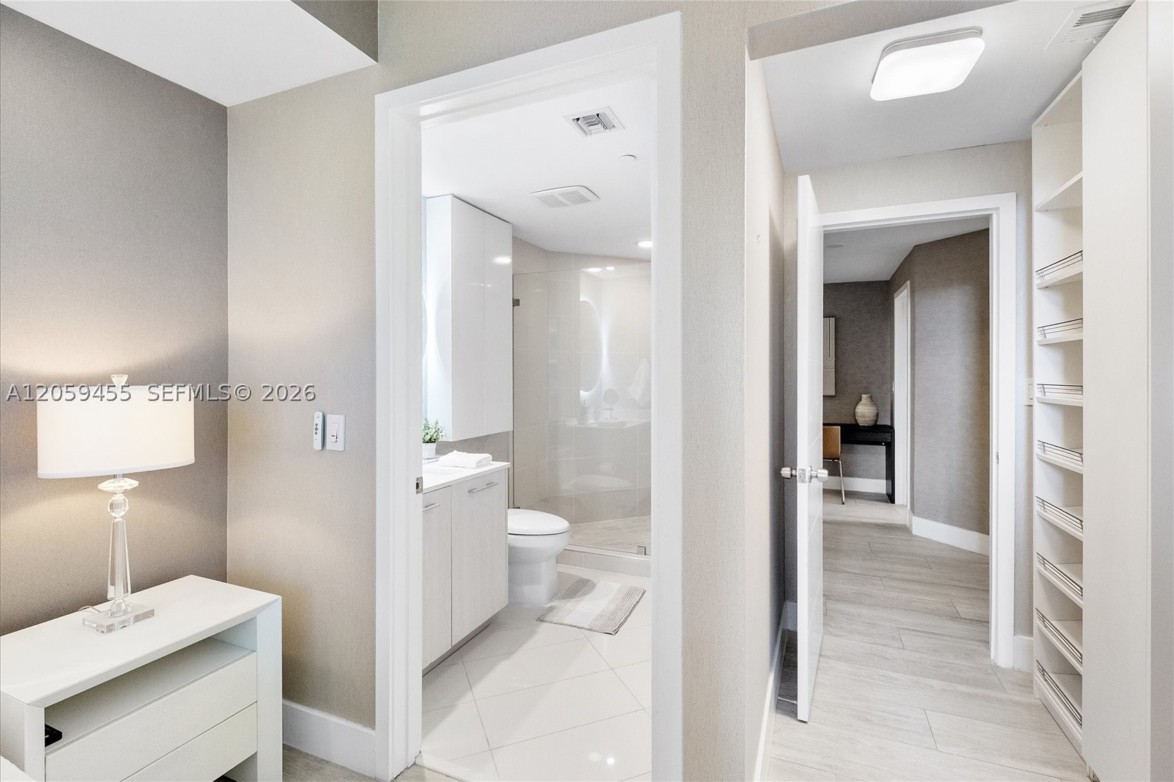 45 SW 9th St #1401, Miami FL 33130