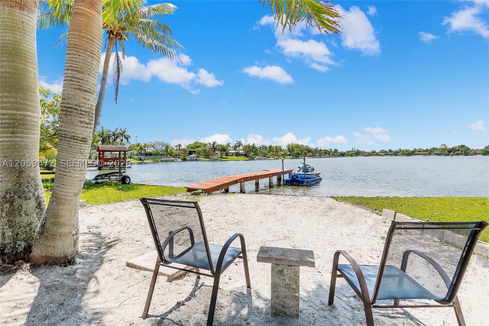 9350 SW 48 St, Miami FL 33165