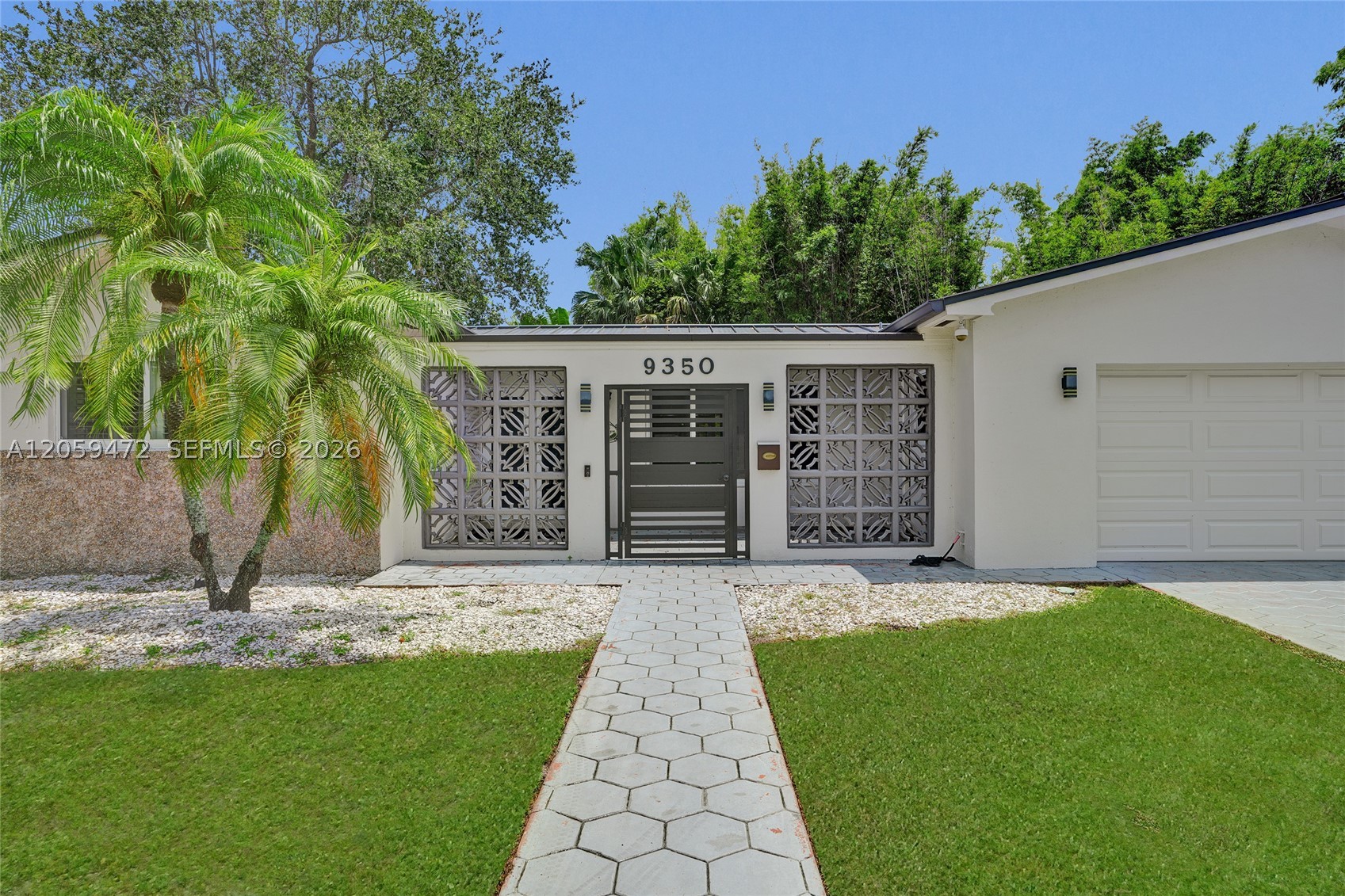 9350 SW 48 St, Miami FL 33165