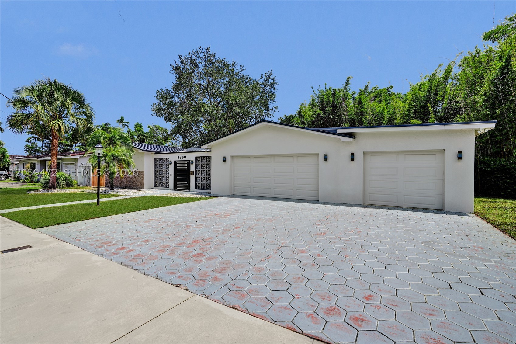 9350 SW 48 St, Miami FL 33165