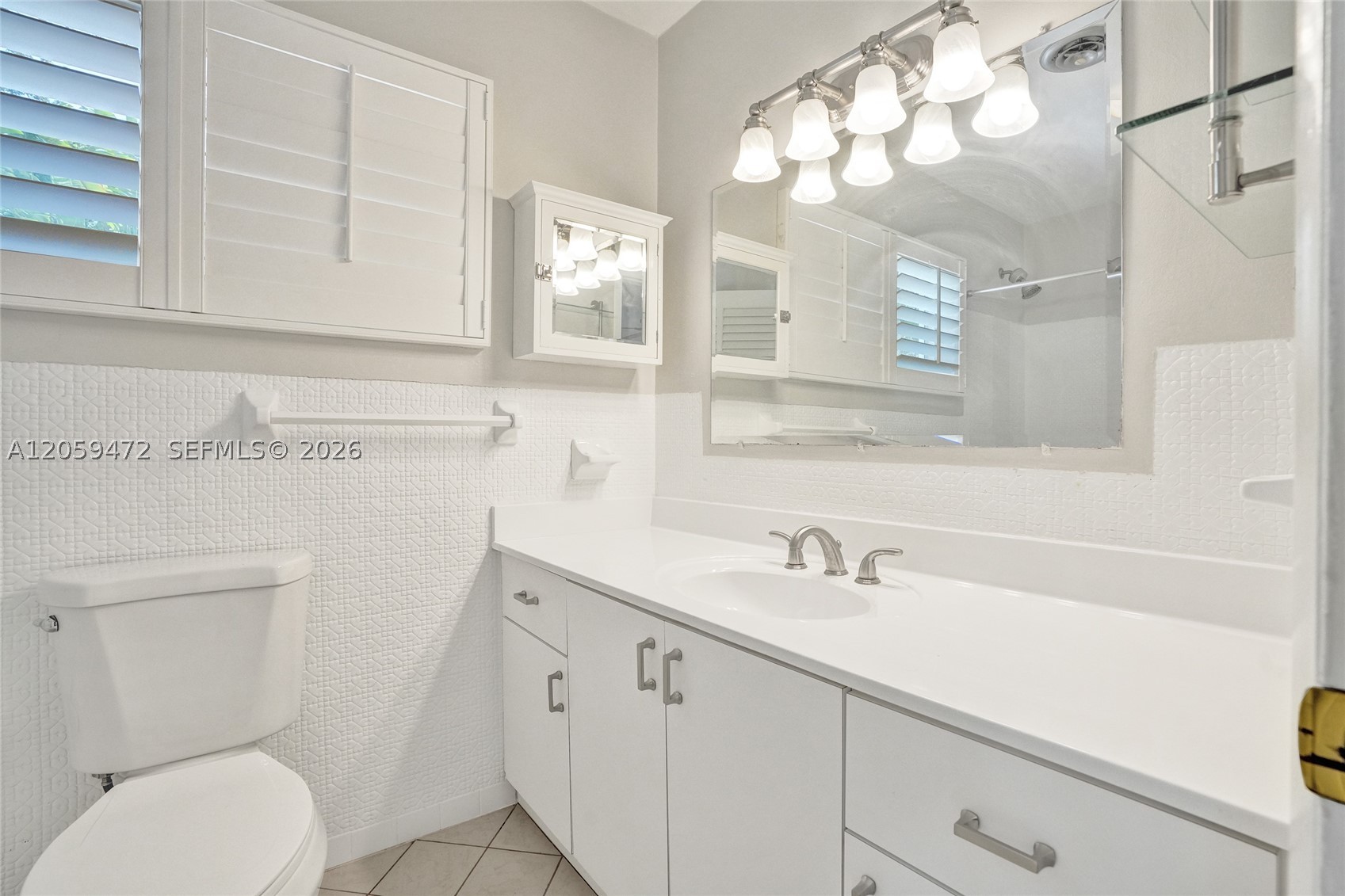 9350 SW 48 St, Miami FL 33165