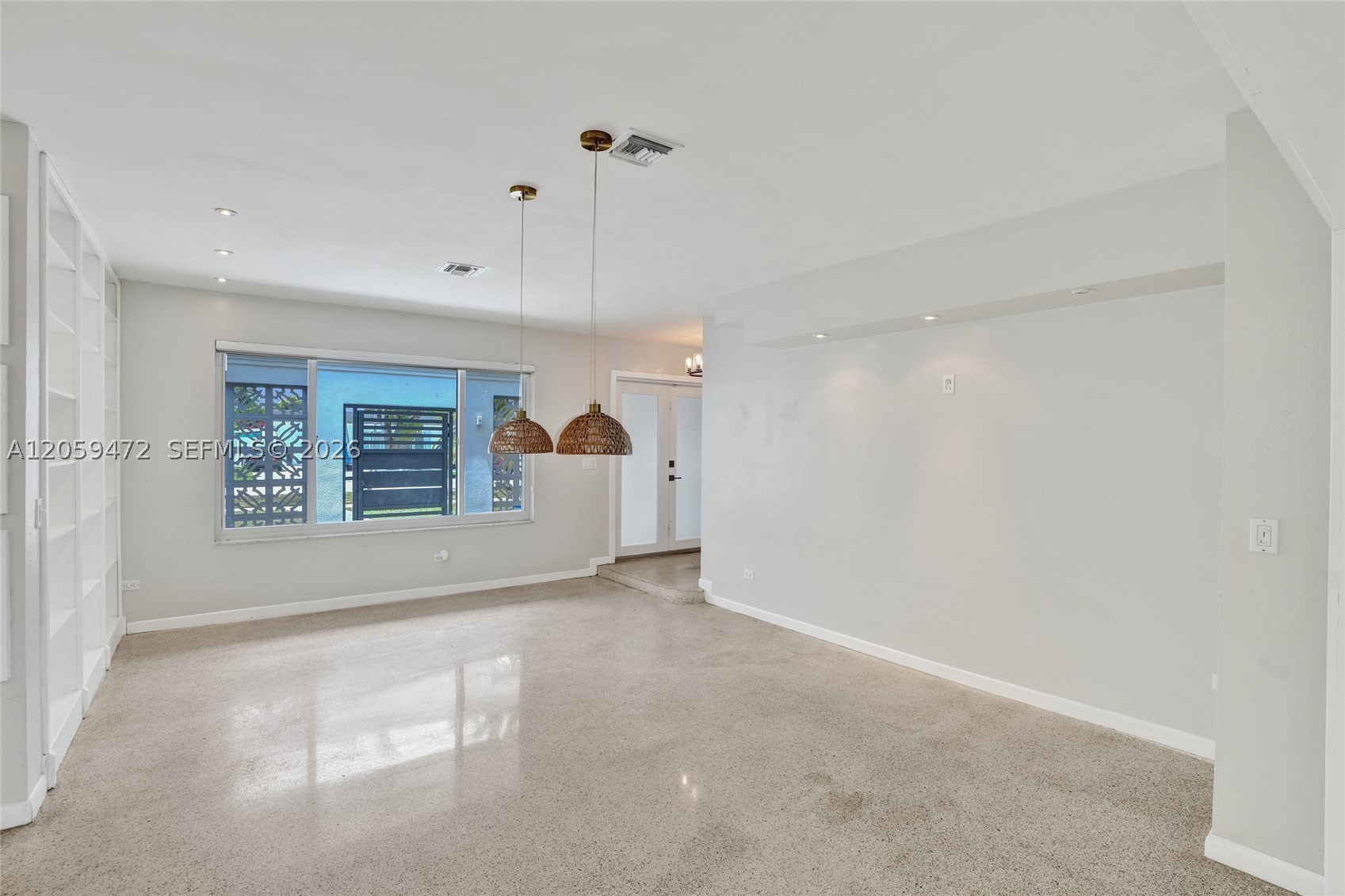 9350 SW 48 St, Miami FL 33165