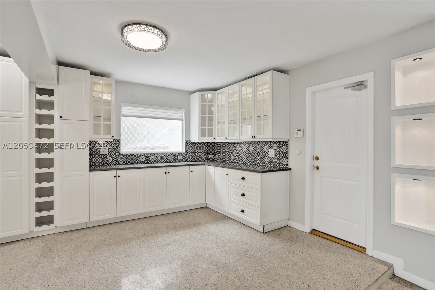 9350 SW 48 St, Miami FL 33165
