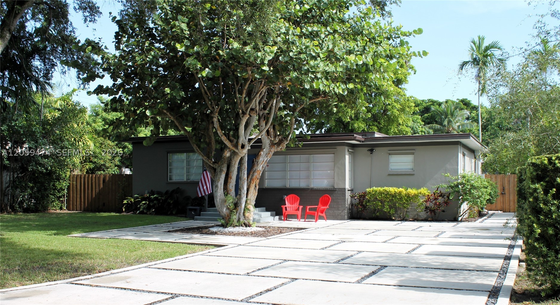 510 Raven Ave, Miami Springs FL 33166