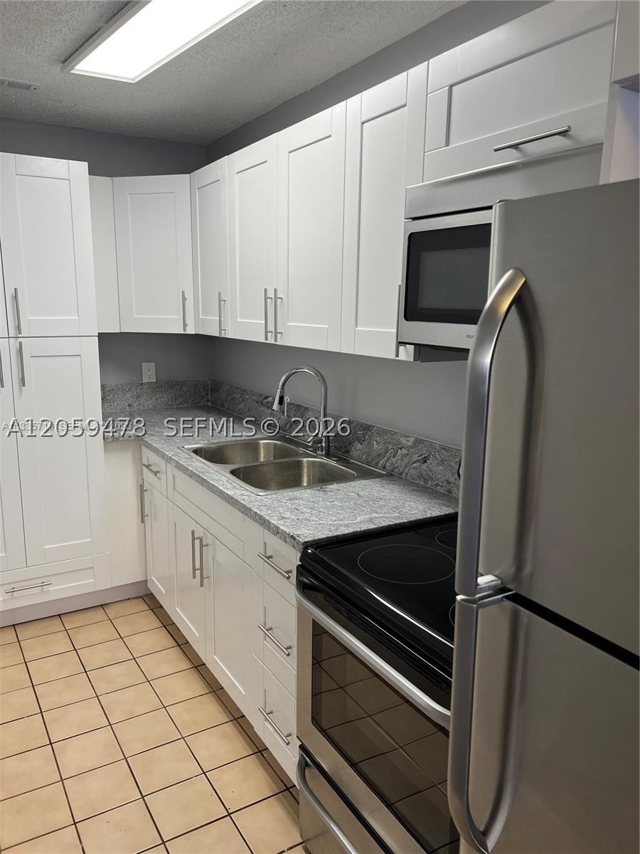 Hialeah FL 33014 - A12059478