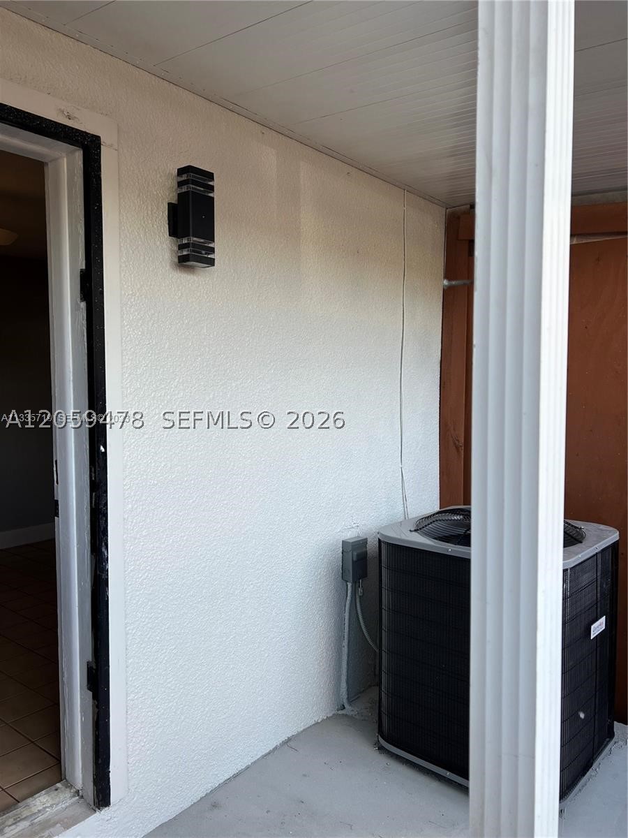 Hialeah FL 33014 - A12059478