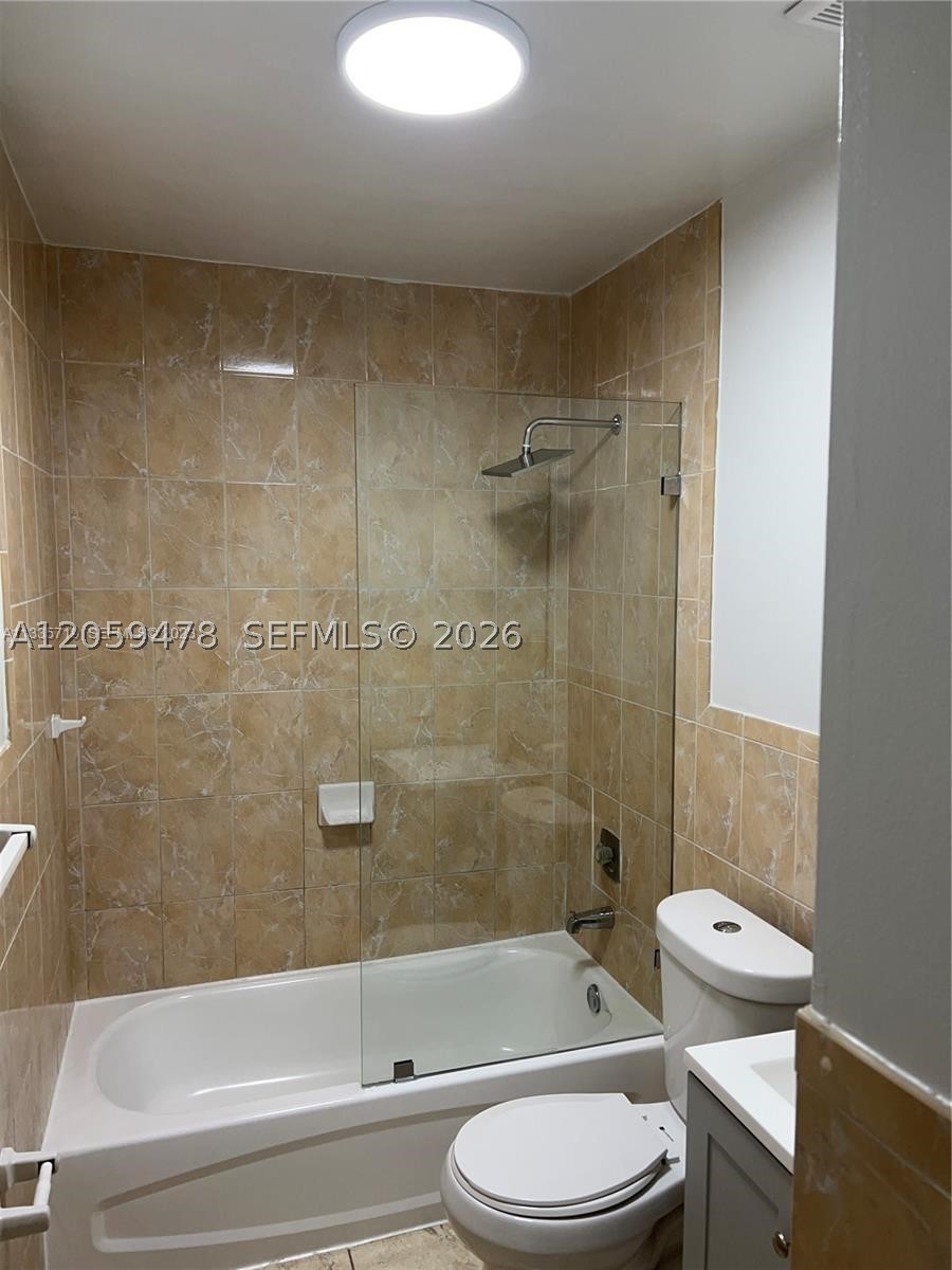 Hialeah FL 33014 - A12059478