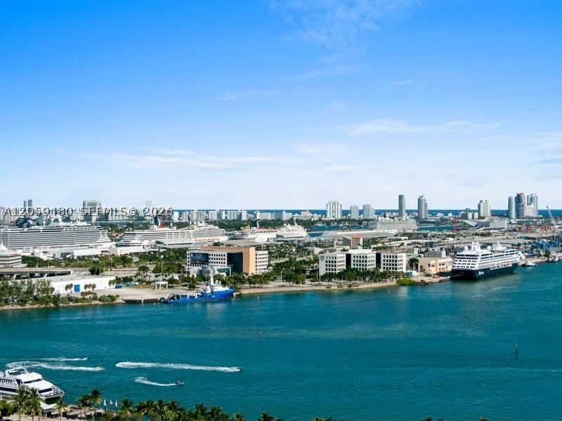 50 Biscayne Blvd #2502, Miami FL 33132