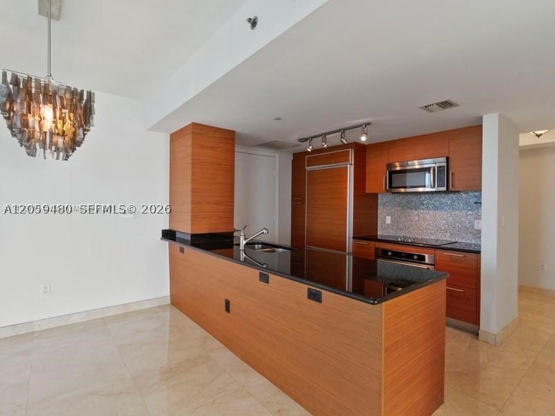 50 Biscayne Blvd #2502, Miami FL 33132