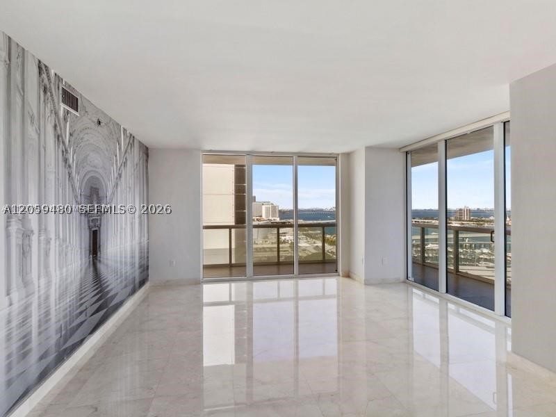 50 Biscayne Blvd #2502, Miami FL 33132