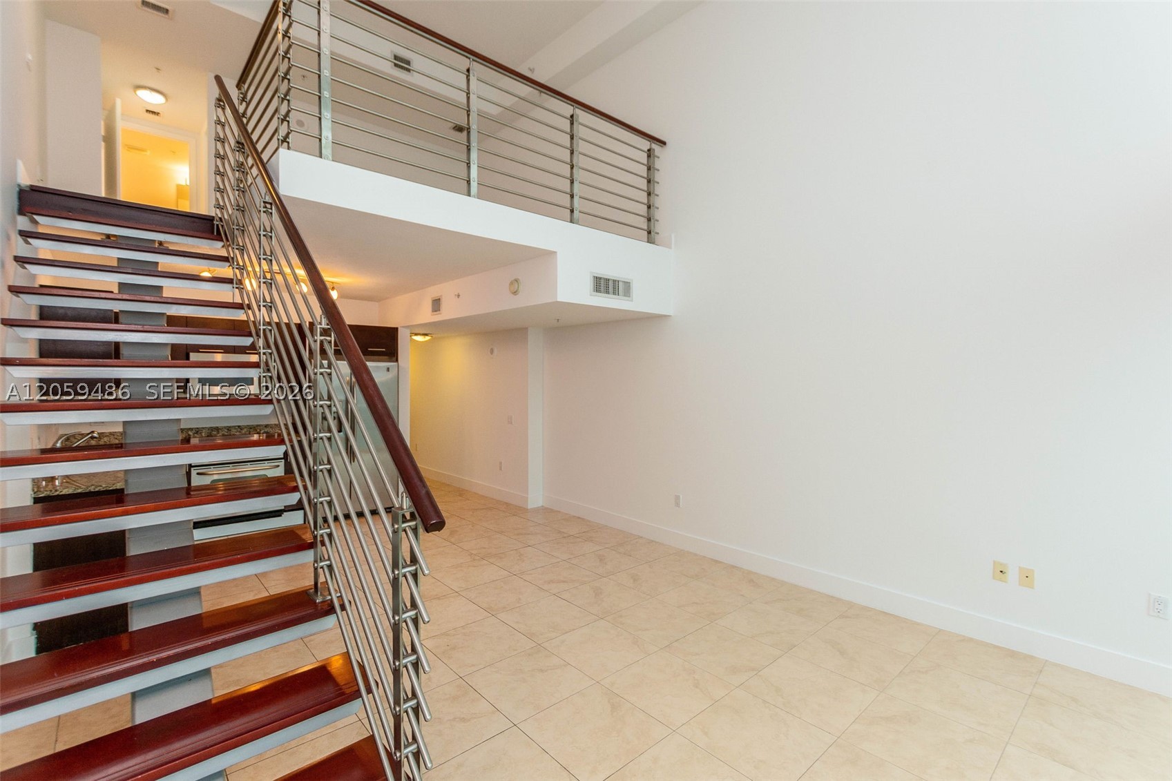 41 SE 5th St #1914, Miami FL 33131