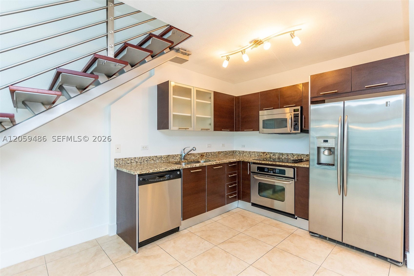 41 SE 5th St #1914, Miami FL 33131