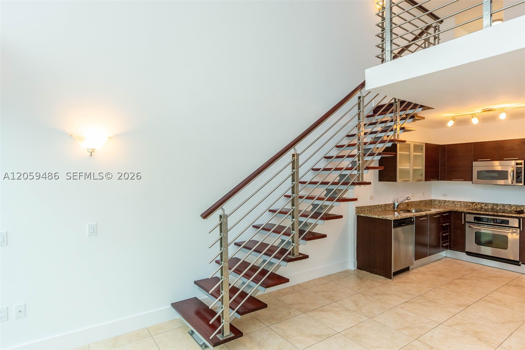41 SE 5th St #1914, Miami FL 33131