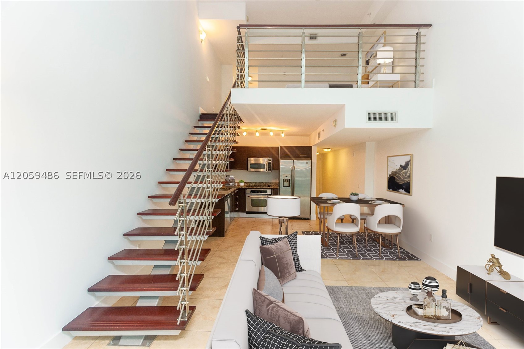 41 SE 5th St #1914, Miami FL 33131