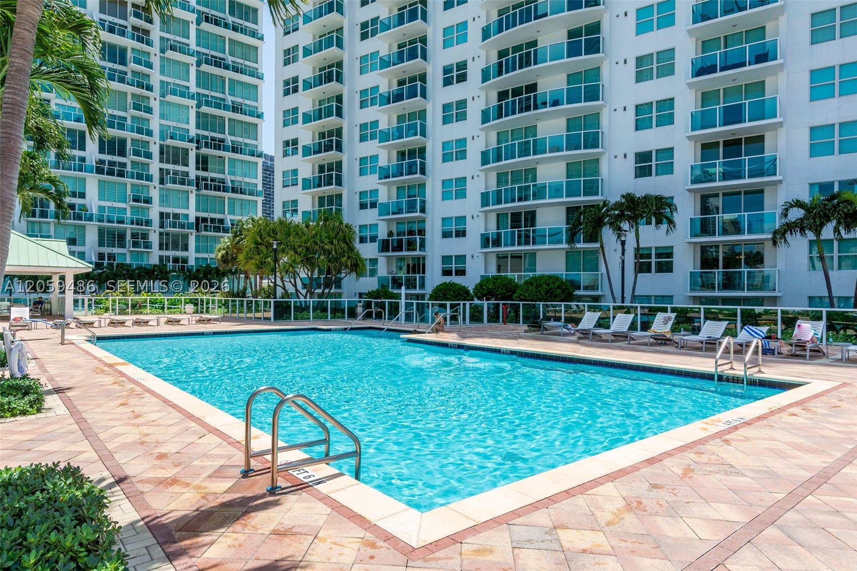 41 SE 5th St #1914, Miami FL 33131