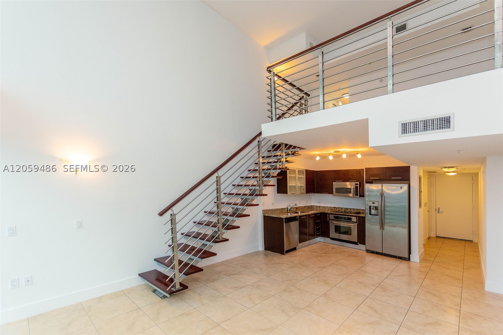 41 SE 5th St #1914, Miami FL 33131