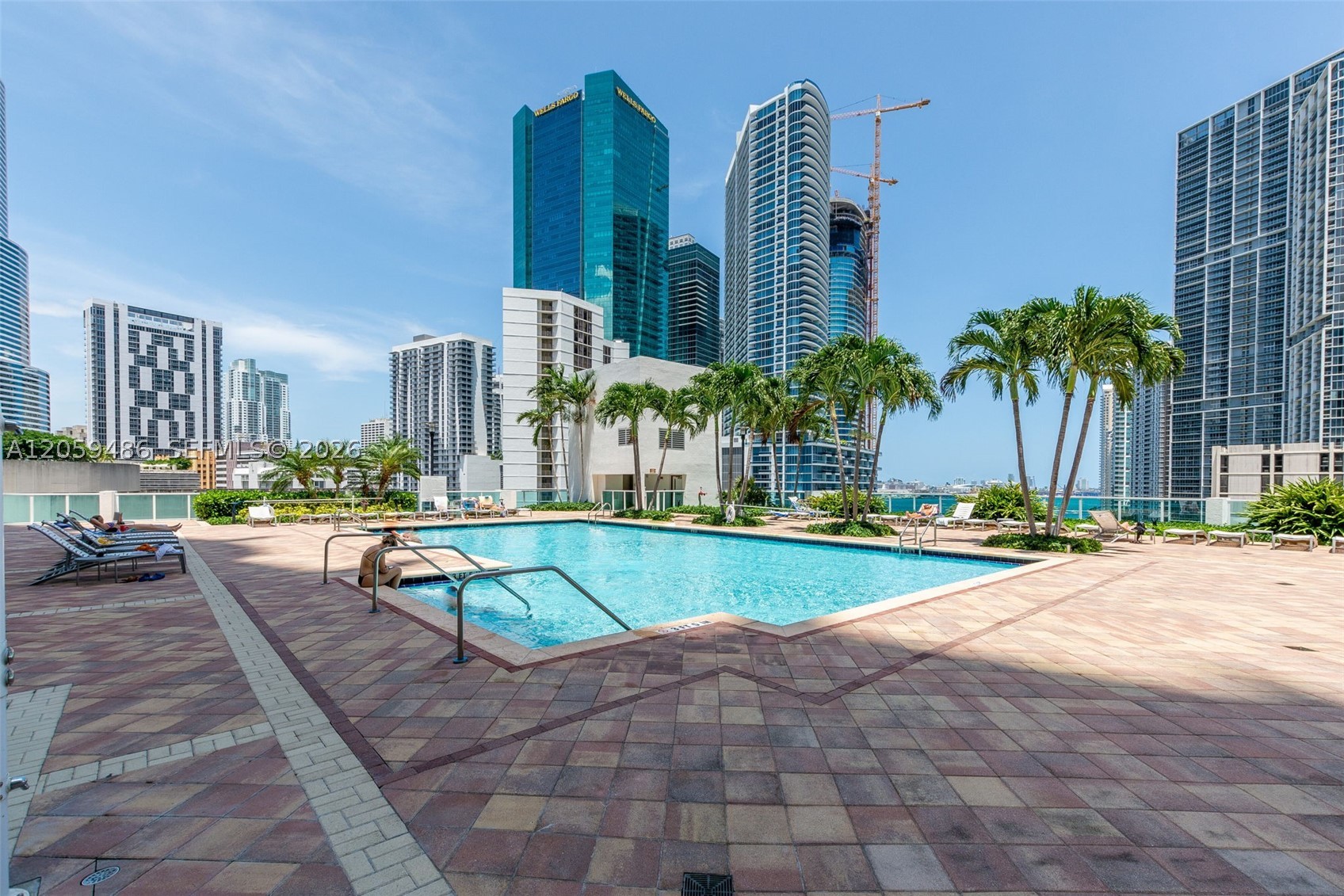 41 SE 5th St #1914, Miami FL 33131
