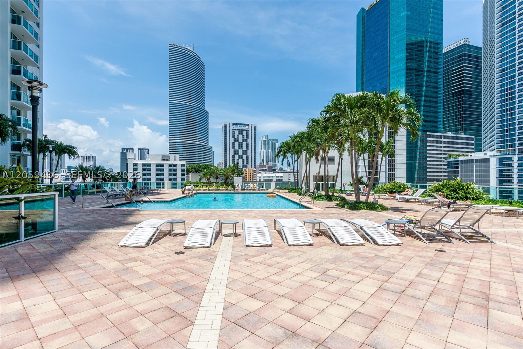 41 SE 5th St #1914, Miami FL 33131