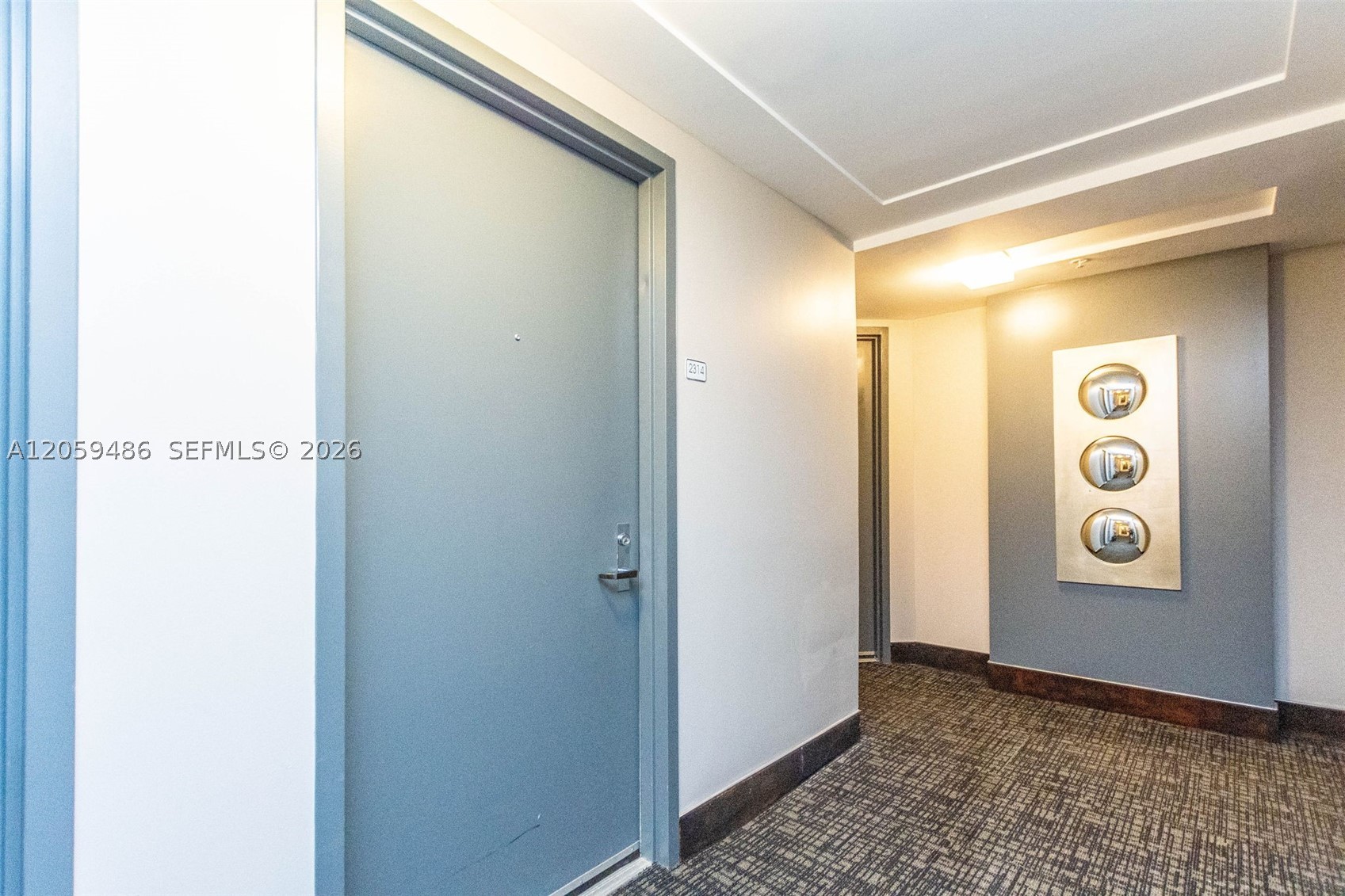 41 SE 5th St #1914, Miami FL 33131