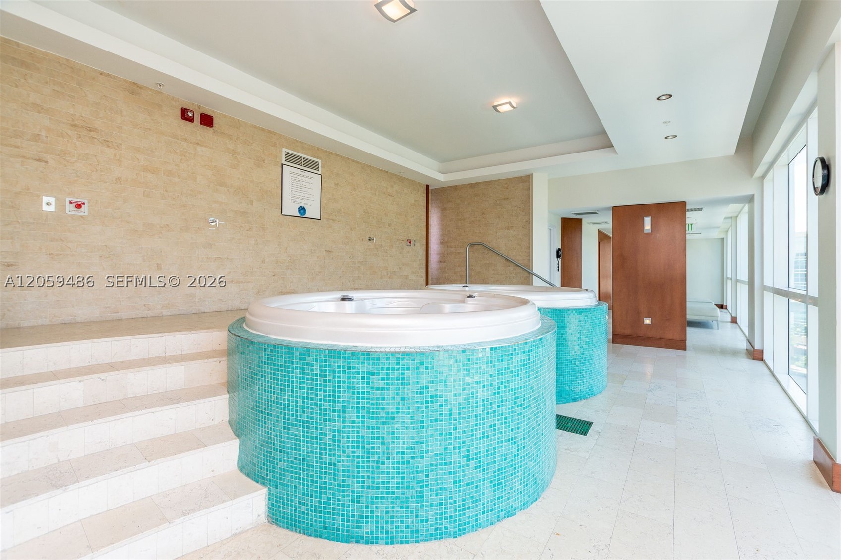 41 SE 5th St #1914, Miami FL 33131