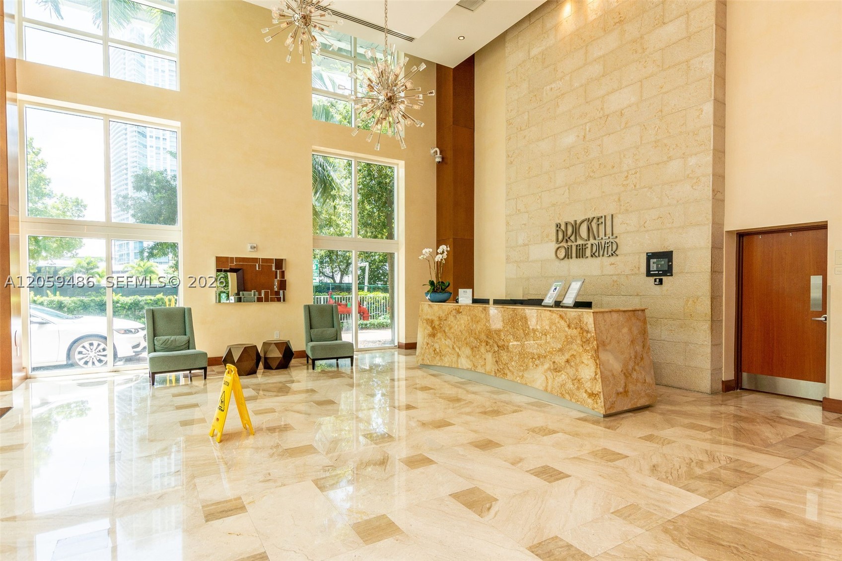 41 SE 5th St #1914, Miami FL 33131