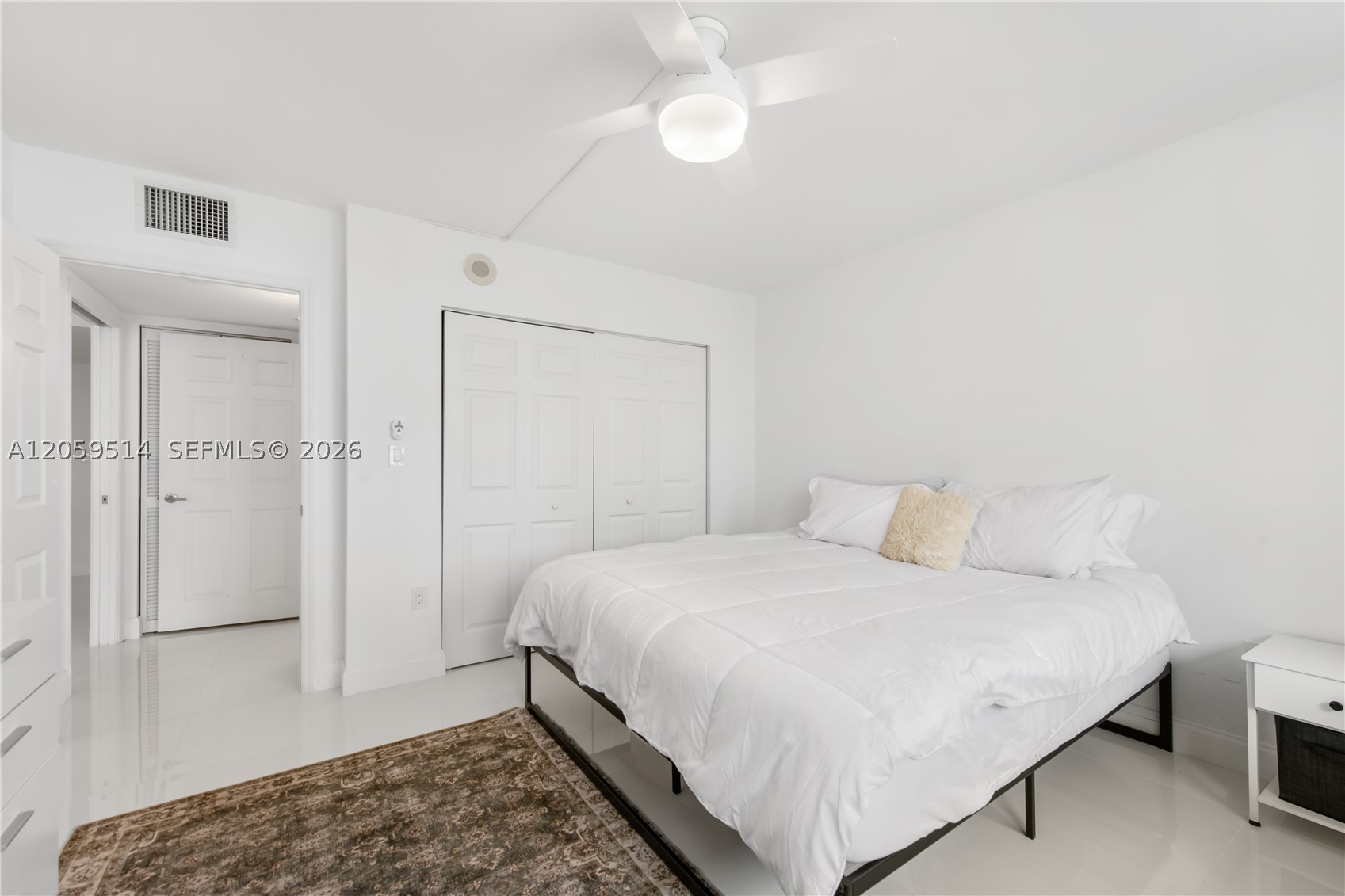 1155 Brickell Bay Dr #2005, Miami FL 33131