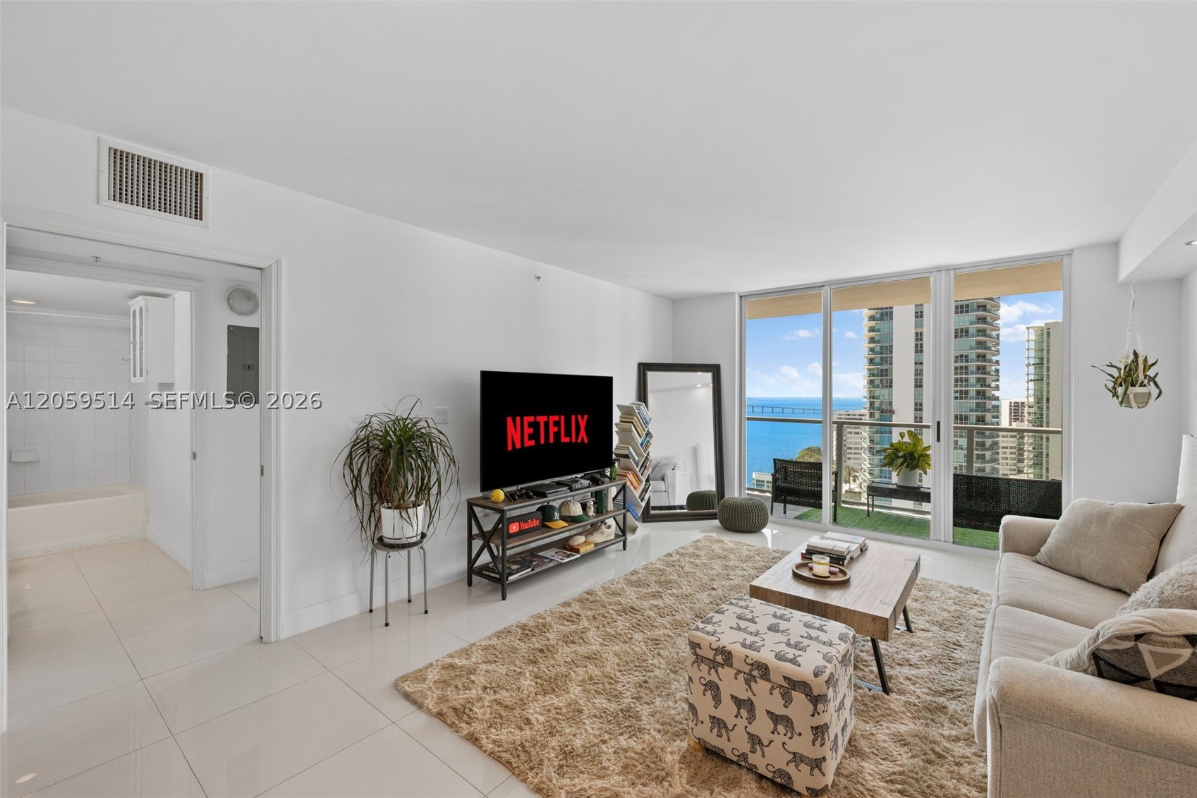 1155 Brickell Bay Dr #2005, Miami FL 33131