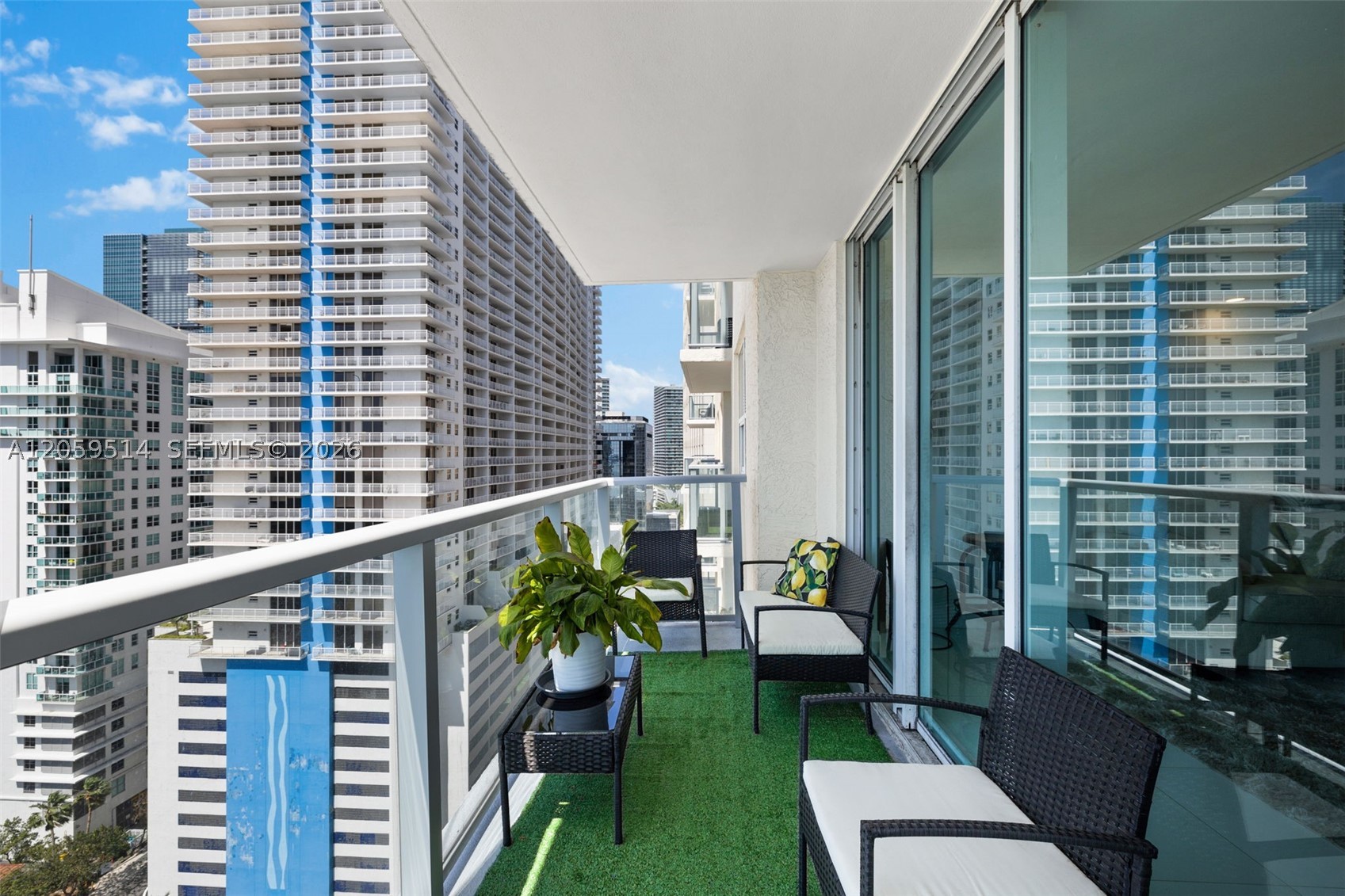 1155 Brickell Bay Dr #2005, Miami FL 33131