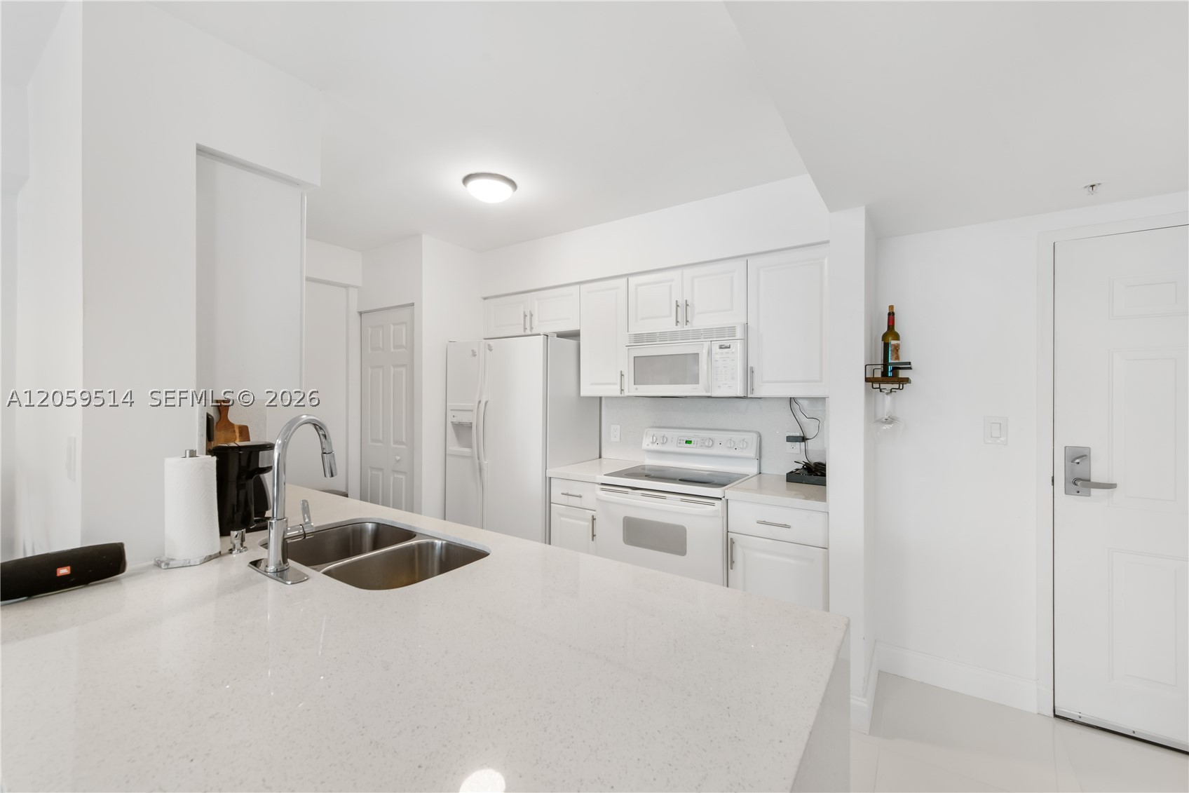 1155 Brickell Bay Dr #2005, Miami FL 33131
