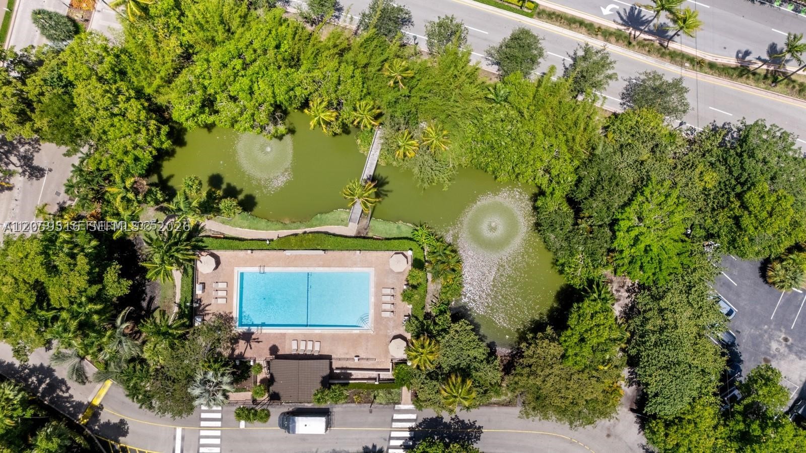 181 Crandon Blvd #207, Key Biscayne FL 33149