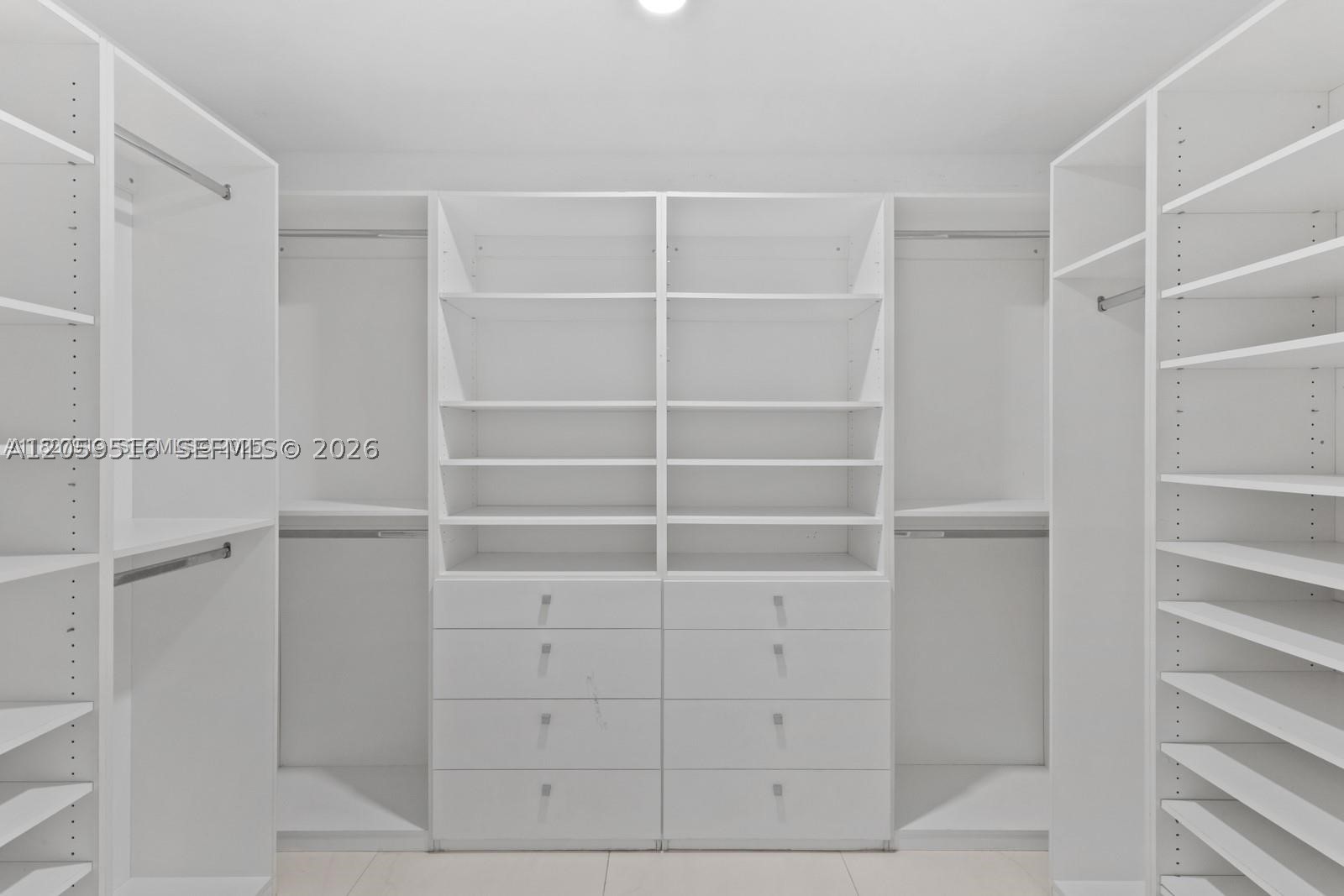 181 Crandon Blvd #207, Key Biscayne FL 33149