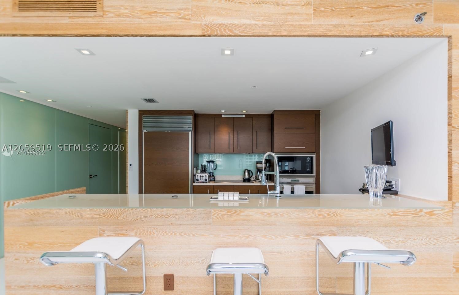 465 Brickell Ave #2301, Miami FL 33131