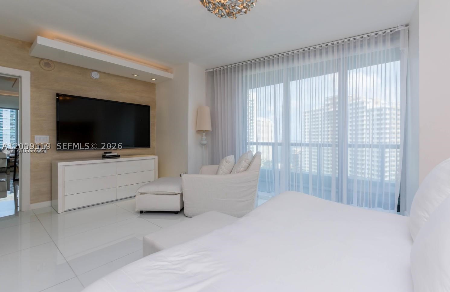 465 Brickell Ave #2301, Miami FL 33131