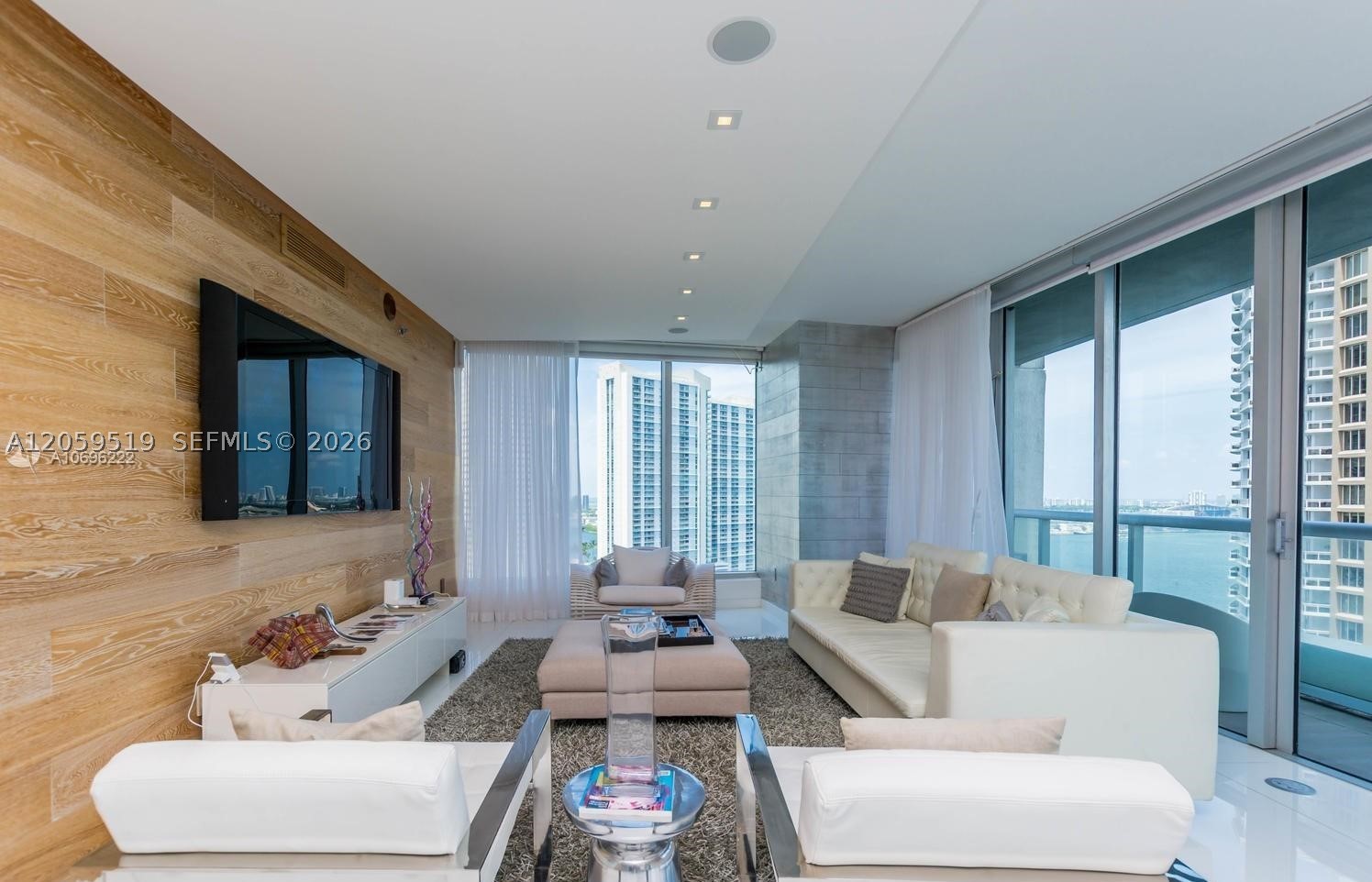 465 Brickell Ave #2301, Miami FL 33131
