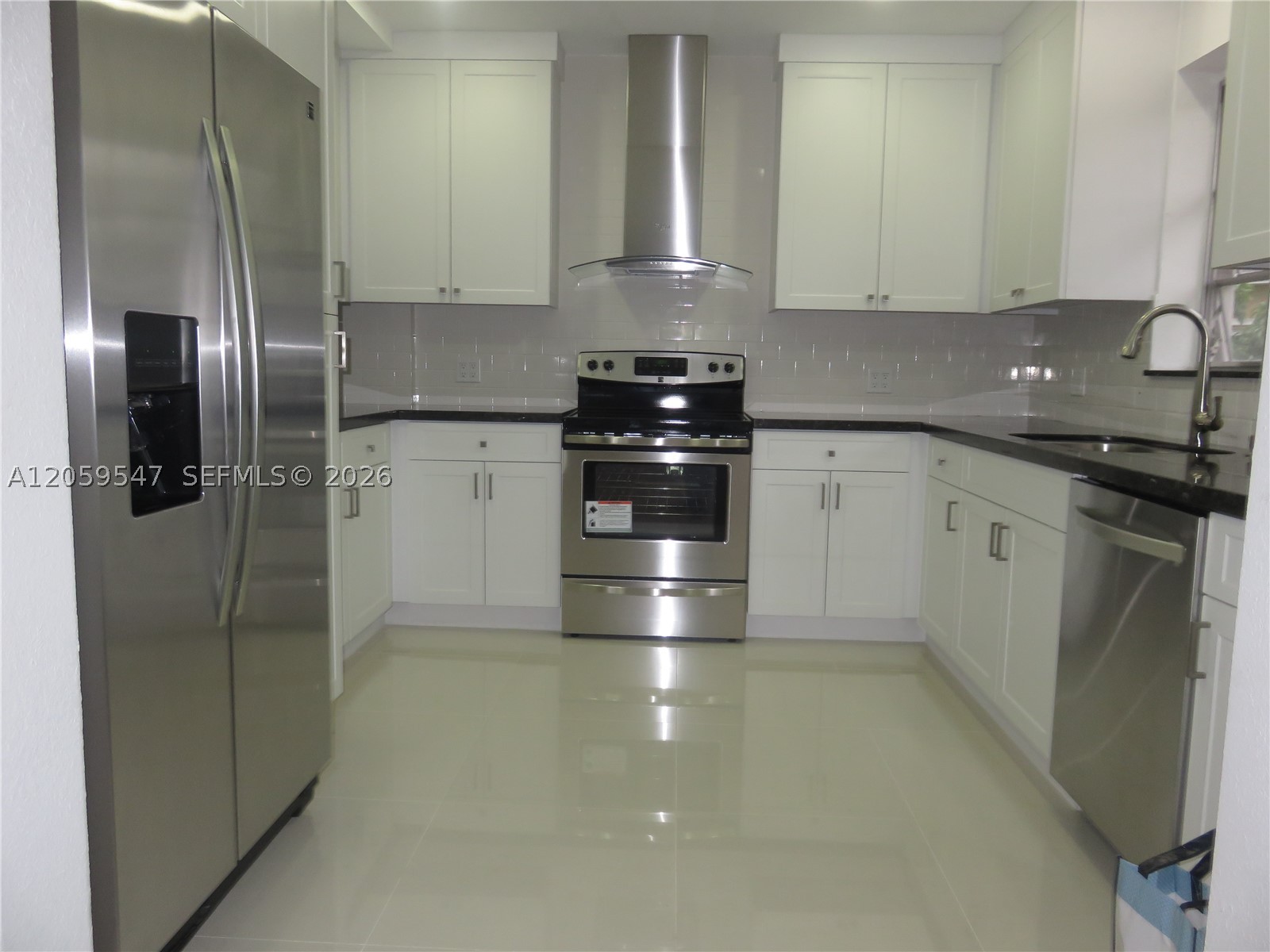 5801 SW 28 ST, Miami FL 33155