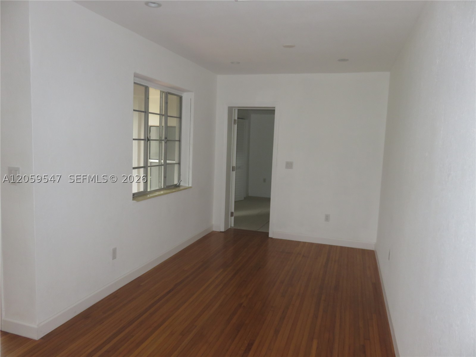 5801 SW 28 ST, Miami FL 33155