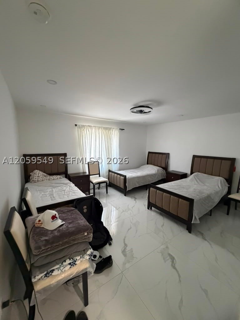 224 SW 12th St, Dania Beach FL 33004