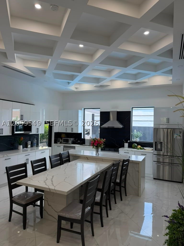 224 SW 12th St, Dania Beach FL 33004