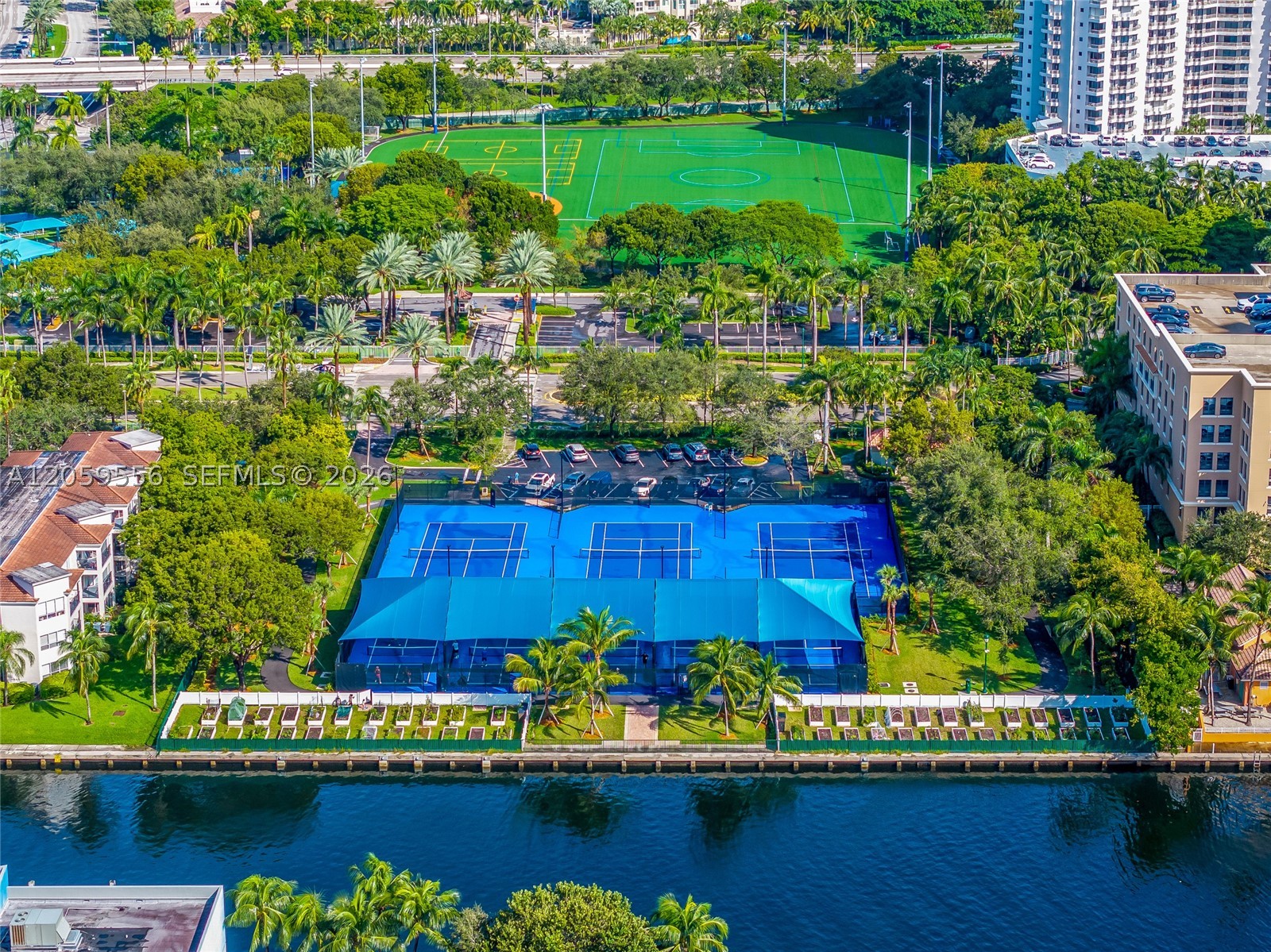 3131 NE 188th St #1-910, Aventura FL 33180